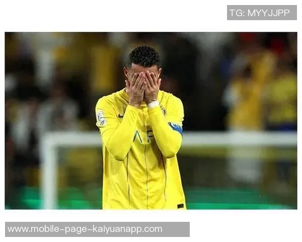 C罗传中意外反弹安吉洛破门胜利队在第30分钟成功扳平比分